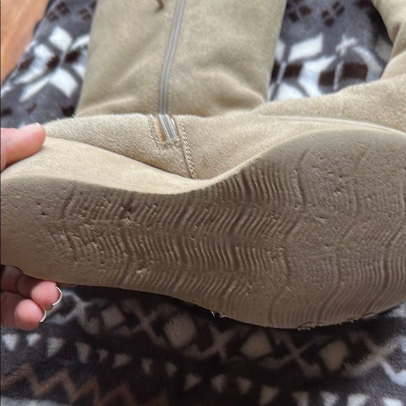 Rocket Dog Tan Winter Boots with Slouchy Design​ - Picture 8 of 13